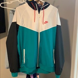 Nike full zip windbreaker with hood